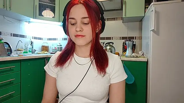 CalandraRolon online show from February 19, 5:42 pm