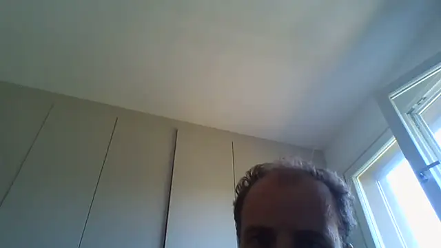 Snapshot of andre_italy chatting on May 29, 10:02 am andre italy online show from May 29, 10:02 am