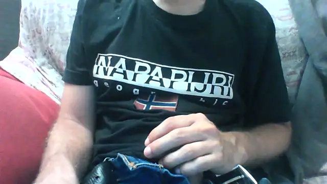Snapshot of andre_italy chatting on June 4, 9:10 pm andre italy online show from June 4, 9:10 pm
