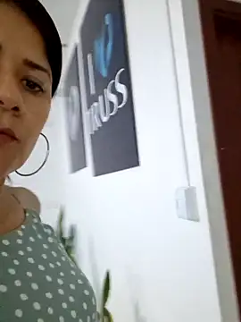 Snapshot of dulcenena_moon chatting on January 31, 10:30 pm dulcenena moon online show from January 31, 10:30 pm