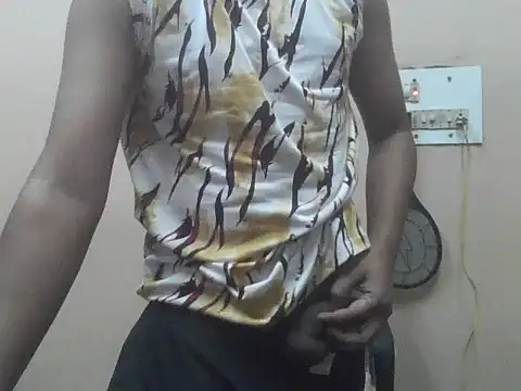 Snapshot of chocolatesboy143 chatting on February 26, 4:06 pm chocolatesboy143 online show from February 26, 4:06 pm