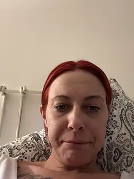 Snapshot of SophieSchmidt chatting on March 3, 7:31 pm SophieSchmidt online show from March 3, 7:31 pm