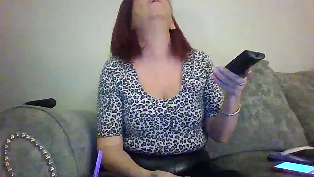 Snapshot of Forbidden-Irish-x chatting on February 10, 8:24 pm Forbidden-Irish-x online show from February 10, 8:24 pm