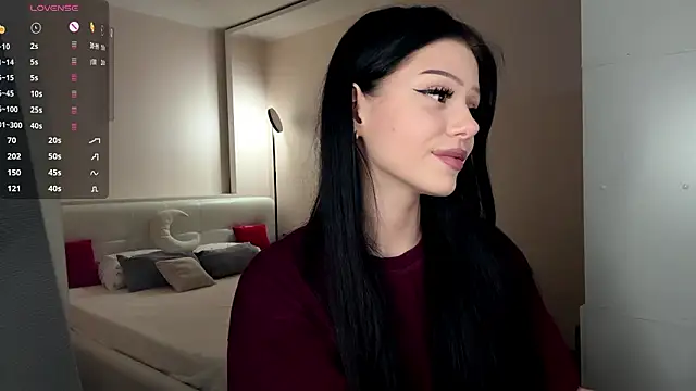 Snapshot of randiburt chatting on February 12, 5:41 pm randiburt online show from February 12, 5:41 pm