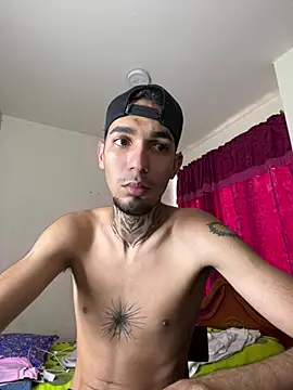 Snapshot of Stiward_newman chatting on March 2, 4:58 pm Stiward newman online show from March 2, 4:58 pm