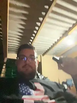 Snapshot of Jmlbsuchi chatting on February 18, 10:50 pm Jmlbsuchi online show from February 18, 10:50 pm