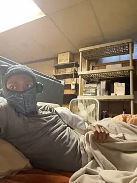 Snapshot of ProveYourLoyalty2 chatting on February 14, 12:35 pm ProveYourLoyalty2 online show from February 14, 12:35 pm