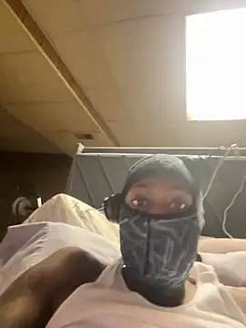 Snapshot of ProveYourLoyalty2 chatting on February 16, 9:27 am ProveYourLoyalty2 online show from February 16, 9:27 am