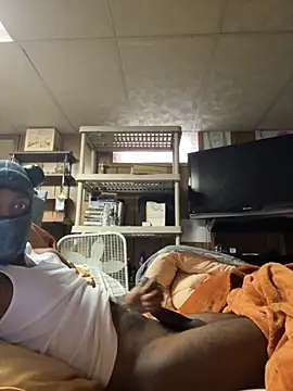 Snapshot of ProveYourLoyalty2 chatting on February 22, 6:50 pm ProveYourLoyalty2 online show from February 22, 6:50 pm