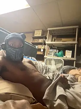 Snapshot of ProveYourLoyalty2 chatting on March 12, 7:25 am ProveYourLoyalty2 online show from March 12, 7:25 am