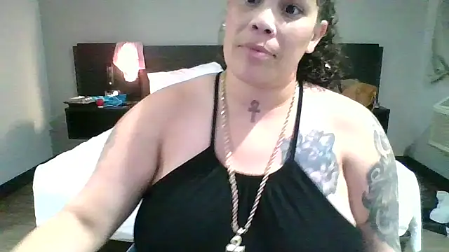 harleycakess online show from February 18, 9:27 am