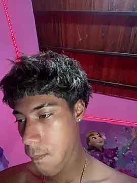 Snapshot of Adan21_cm chatting on February 28, 6:14 am Adan21 cm online show from February 28, 6:14 am