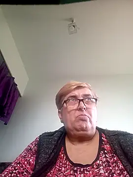 SusanStar874 online show from April 13, 1:49 pm