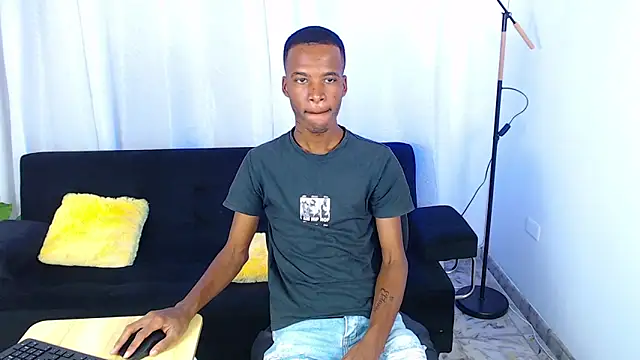 gusy 18 online show from February 25, 8:18 pm