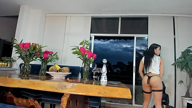 Snapshot of kamari_gaia chatting on February 14, 11:34 pm kamari gaia online show from February 14, 11:34 pm