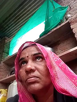 Snapshot of Muskan44s chatting on July 1, 1:29 am Muskan44s online show from July 1, 1:29 am