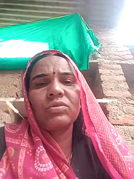 Snapshot of Muskan44s chatting on July 3, 1:45 am Muskan44s online show from July 3, 1:45 am