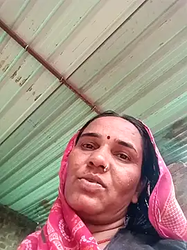 Snapshot of Muskan44s chatting on July 9, 2:15 am Muskan44s online show from July 9, 2:15 am