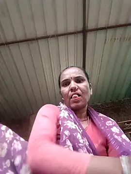 Snapshot of Muskan44s chatting on July 17, 1:18 pm Muskan44s online show from July 17, 1:18 pm