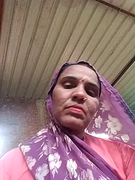 Snapshot of Muskan44s chatting on July 26, 1:07 pm Muskan44s online show from July 26, 1:07 pm