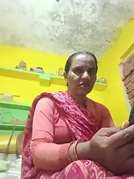 Snapshot of Muskan44s chatting on August 6, 2:08 pm Muskan44s online show from August 6, 2:08 pm