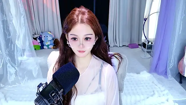 Snapshot of Dancer_Lucky-Nini chatting on February 1, 6:45 am Dancer Lucky-Nini online show from February 1, 6:45 am