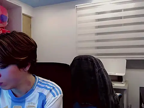 duvisex19 online show from February 17, 4:20 am