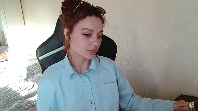 Eva Avea online show from May 9, 3:28 pm