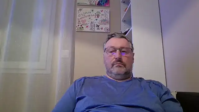 doudou310 online show from February 24, 5:16 am