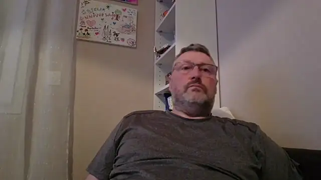 doudou310 online show from March 29, 4:01 am