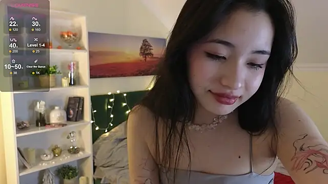 Snapshot of Noiry_Vuvez chatting on March 3, 6:36 pm Noiry Vuvez online show from March 3, 6:36 pm