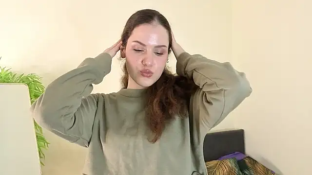 Lili Torin online show from February 11, 3:39 pm