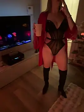 hottogetherNL online show from February 14, 3:03 am