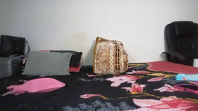 Suger-Boobs online show from May 15, 6:04 pm