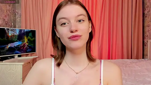 Snapshot of MissMilaX chatting on March 3, 9:04 am MissMilaX online show from March 3, 9:04 am