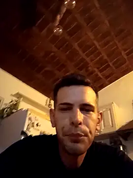 AmorSobra online show from February 15, 2:30 am