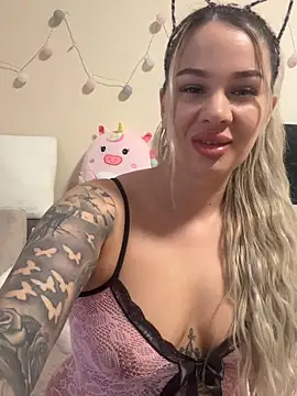 sexybatwomen33 online show from March 31, 6:58 am