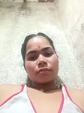 Snapshot of Sunali_Bendre chatting on April 18, 4:16 am Sunali Bendre online show from April 18, 4:16 am