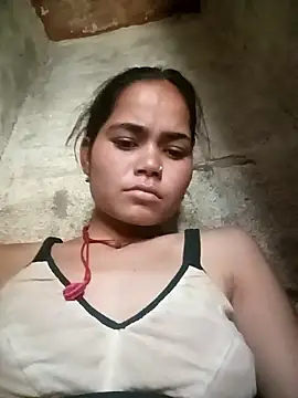 Snapshot of Sunali_Bendre chatting on April 28, 5:01 am Sunali Bendre online show from April 28, 5:01 am
