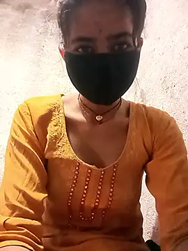 Snapshot of Sunali_Bendre chatting on May 10, 2:28 am Sunali Bendre online show from May 10, 2:28 am