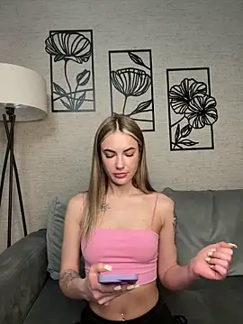 xXKelly bonb0nXx online show from March 30, 5:36 pm