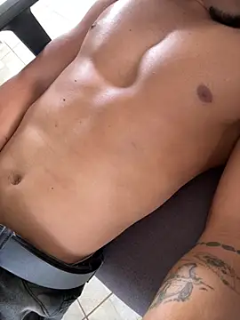 menoquarenta online show from April 20, 5:48 pm