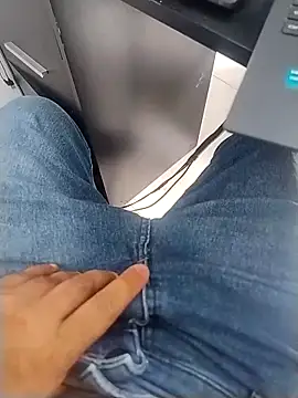 homem-amador online show from March 6, 4:47 pm