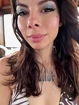 Snapshot of Isalove99 chatting on June 8, 3:01 pm Isalove99 online show from June 8, 3:01 pm