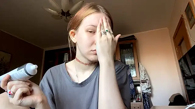 LaureenVielma online show from March 22, 7:12 am