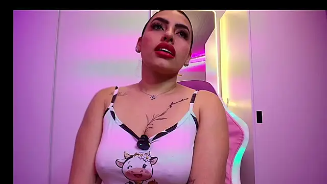 NaomiAmazing01 online show from March 24, 11:43 pm