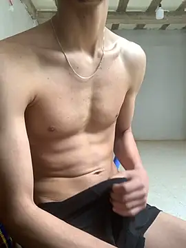 Snapshot of Spoo69 chatting on April 1, 3:20 pm Spoo69 online show from April 1, 3:20 pm