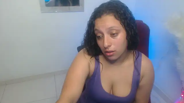Snapshot of Barbara_D_Valencia chatting on May 20, 3:18 pm Barbara D Valencia online show from May 20, 3:18 pm
