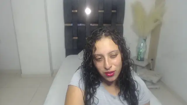 Snapshot of Barbara_D_Valencia chatting on June 1, 3:25 pm Barbara D Valencia online show from June 1, 3:25 pm