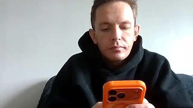 verscub6969 online show from April 11, 8:40 am